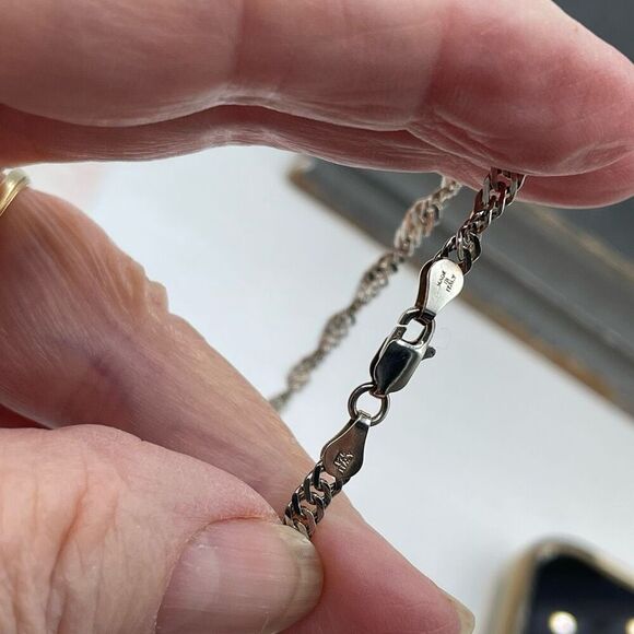 Long herringbone flat twisted Sterling silver chain necklace. - Picture 4 of 7